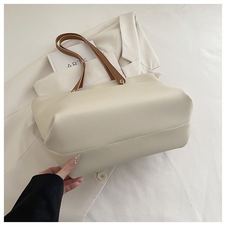 Stylish Large Capacity Women Tote Bag With Simple Texture Design_voghion.com