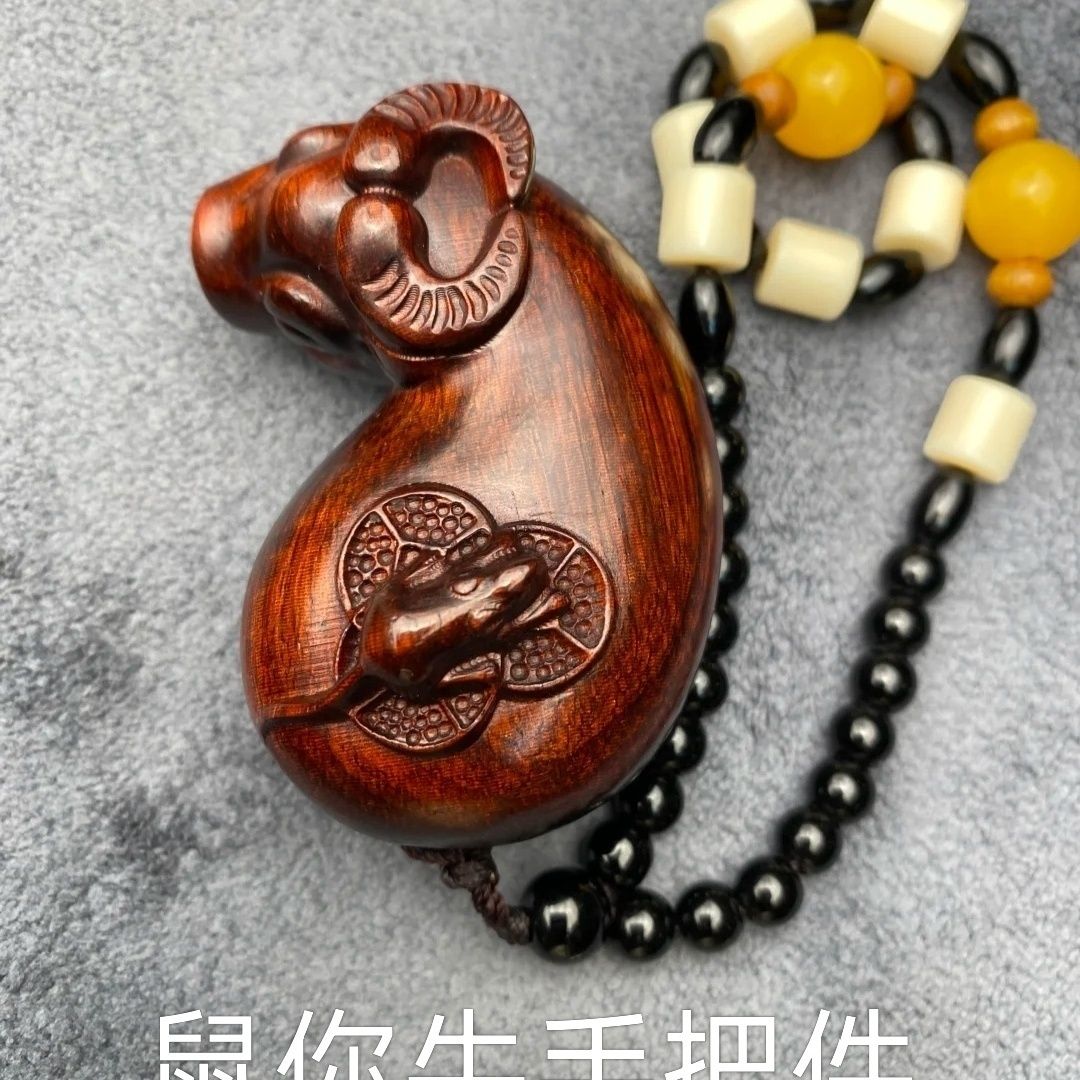 108 Buddha Head Mala detail 37