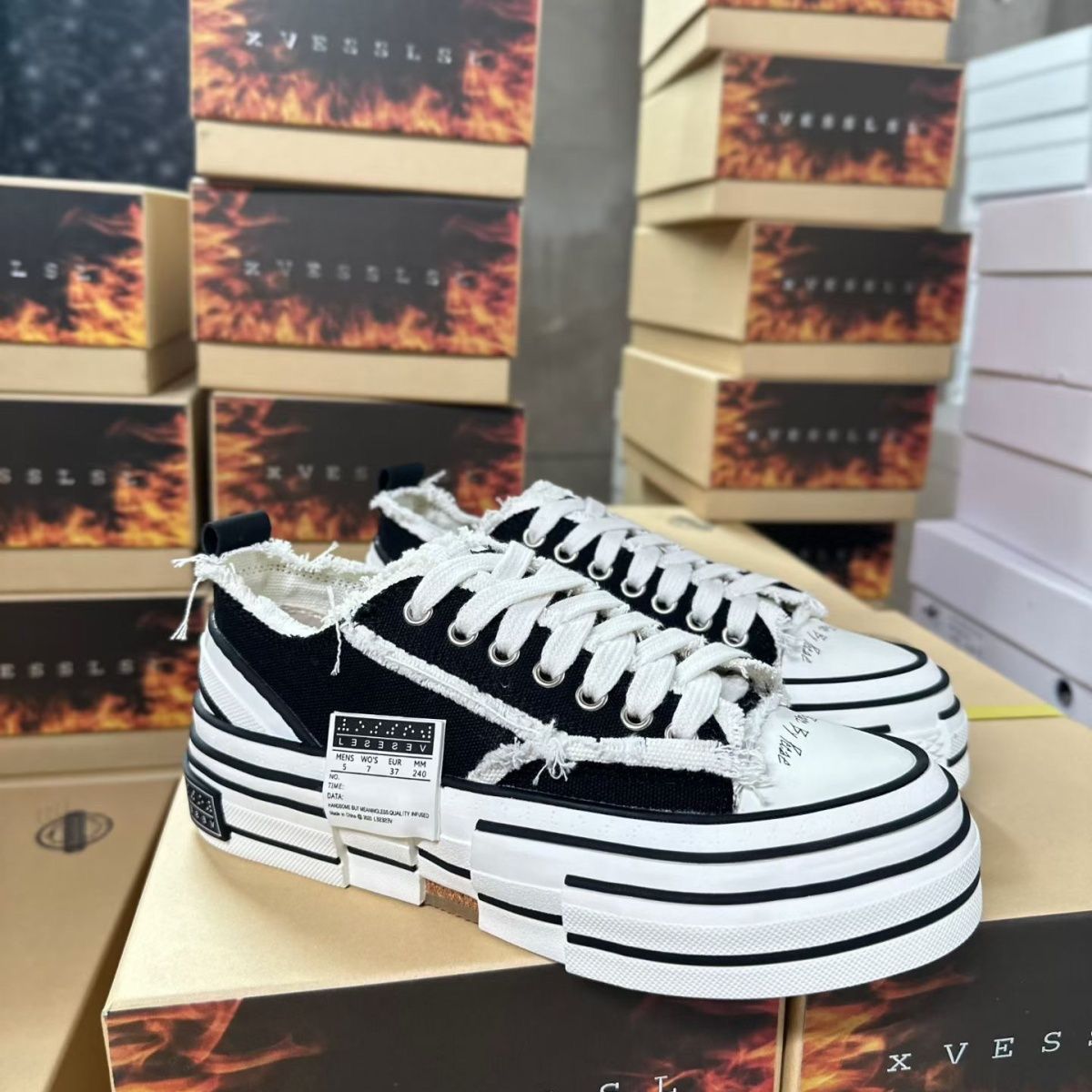 Canvas Sneakers For Men And Women Height Increasing Distressed_voghion.com