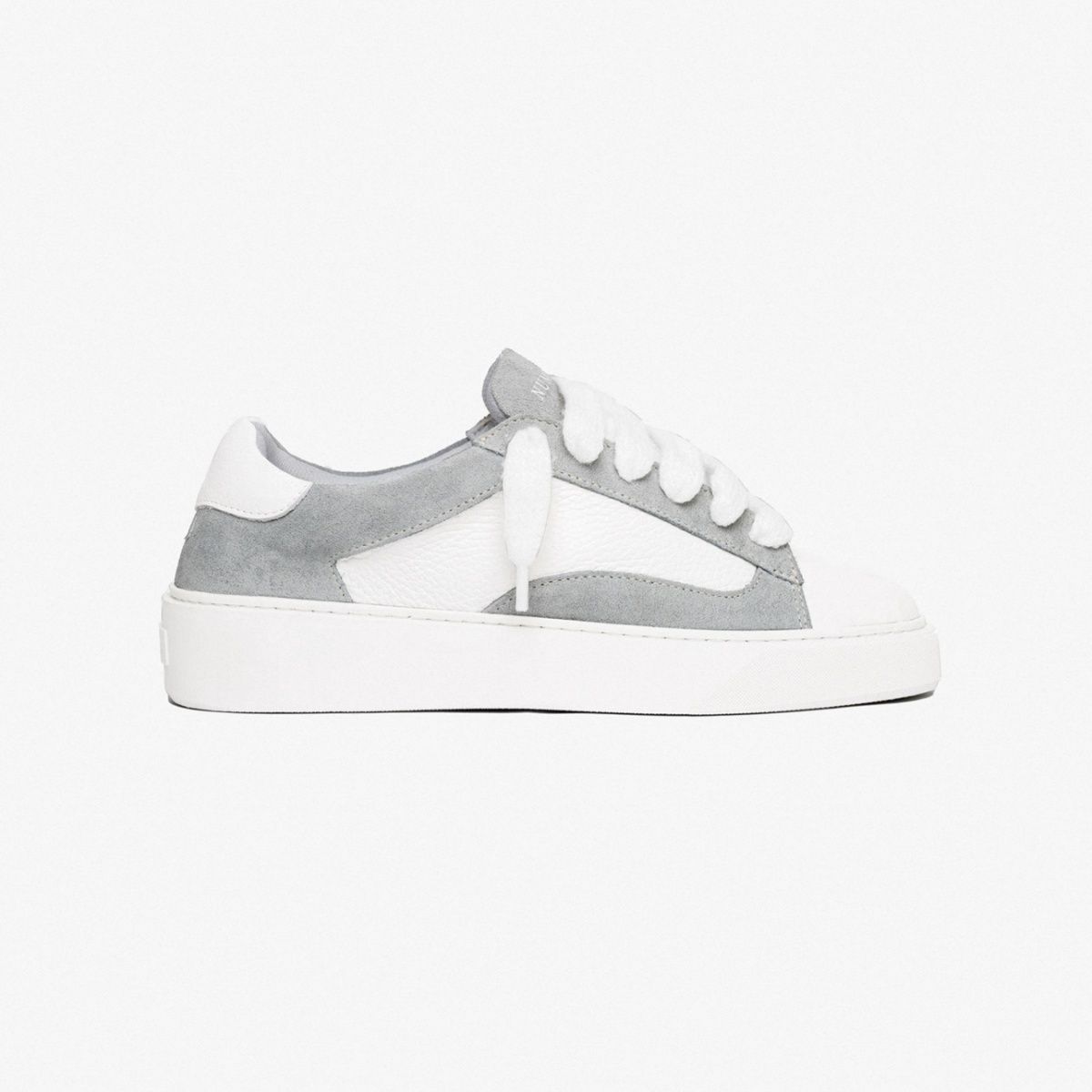 Luxury Fashion Women's Platform Slippers - Versatile White Style_voghion.com