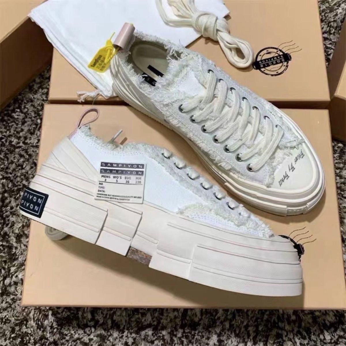 Distressed Canvas Trainers For Men And Women Height Increasing_voghion.com
