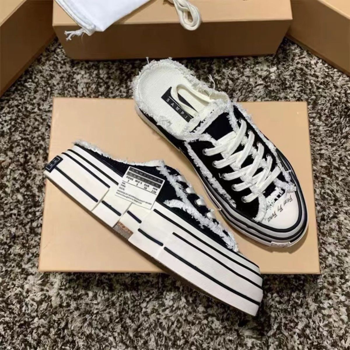 Distressed Canvas Trainers For Men And Women Height Increasing_voghion.com
