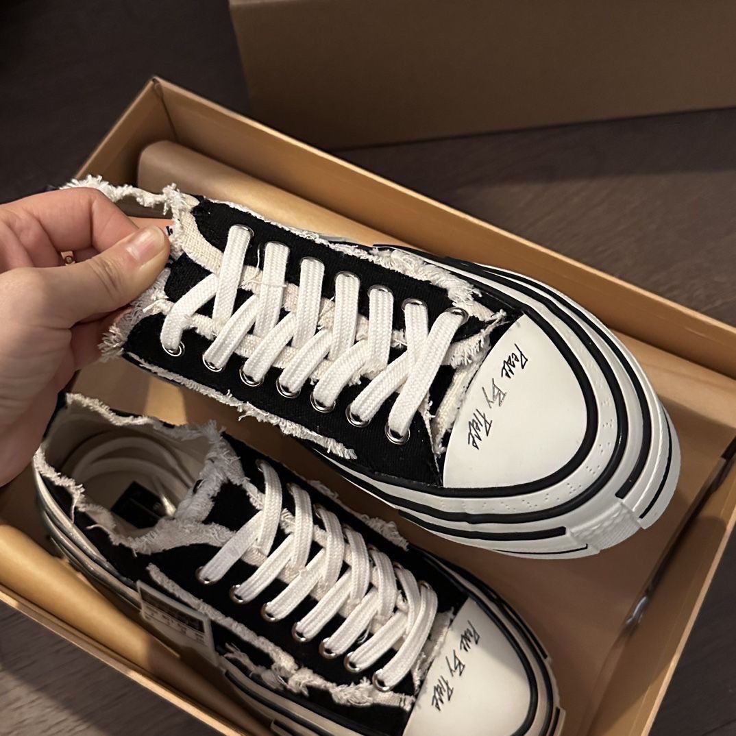 Distressed Canvas Trainers For Men And Women Height Increasing_voghion.com