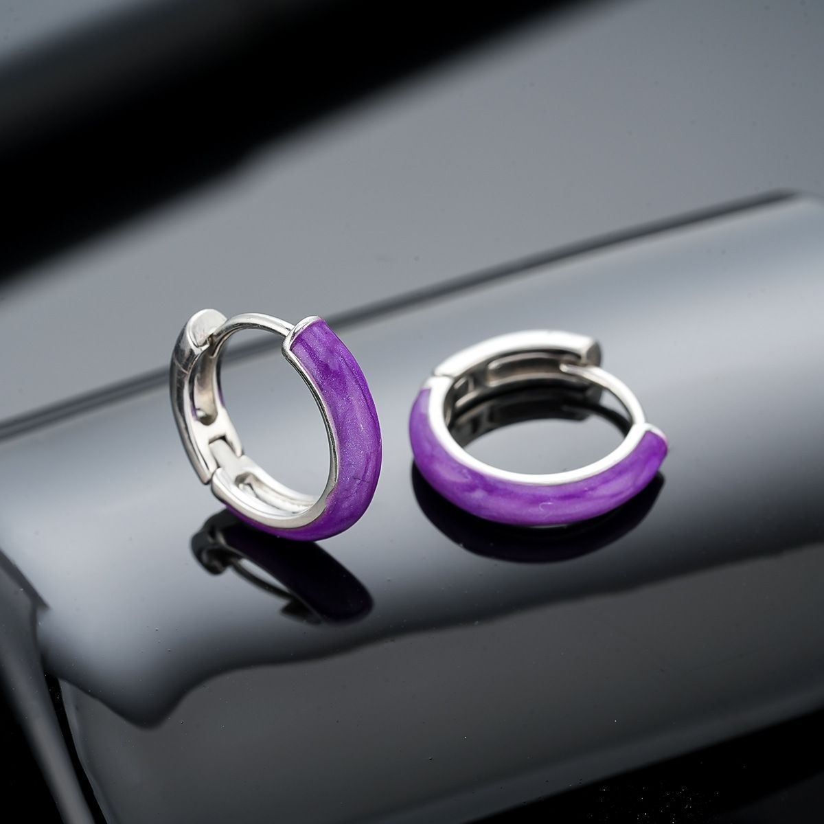 Luxury Oil-drip Hoop Earrings For Men Piercing-friendly Hoops_voghion.com