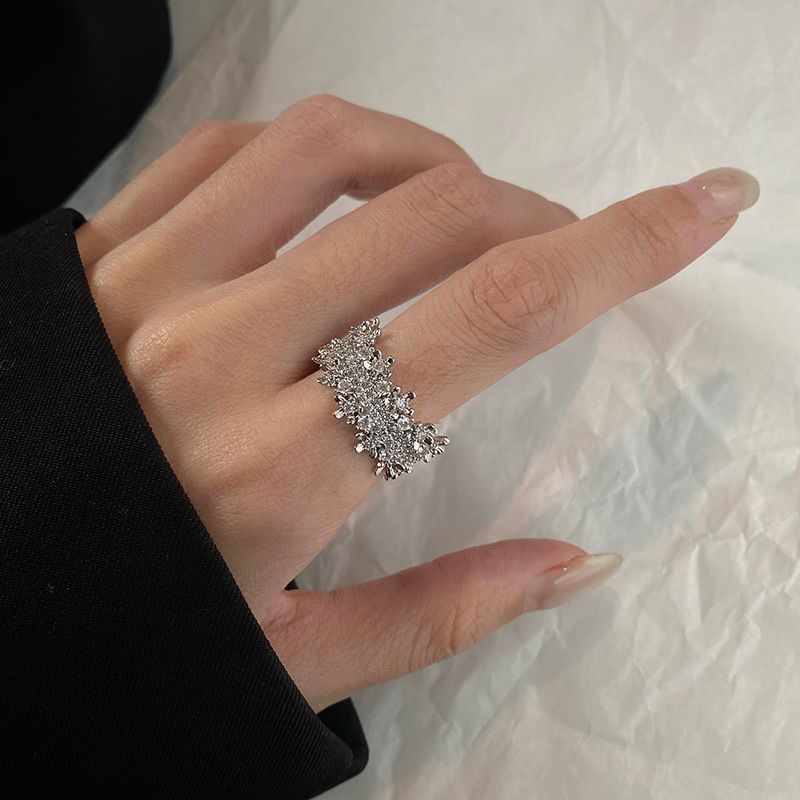 Anillo ajustable para mujer diseño cielo estrellado_voghion.com
