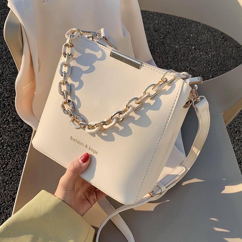 French texture popular bag women 2021 new trendy summer small fresh and versatile ins net red Messenger bag bucket
