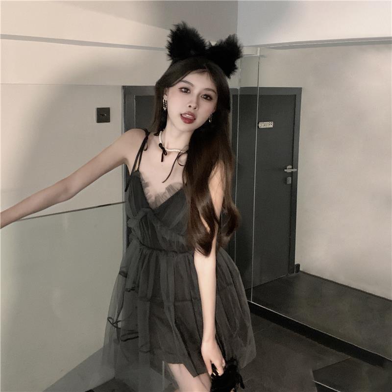 Fairy mesh Hepburn style stitching suspender dress 2022 summer new style seaside vacation temperament slim short skirt for women