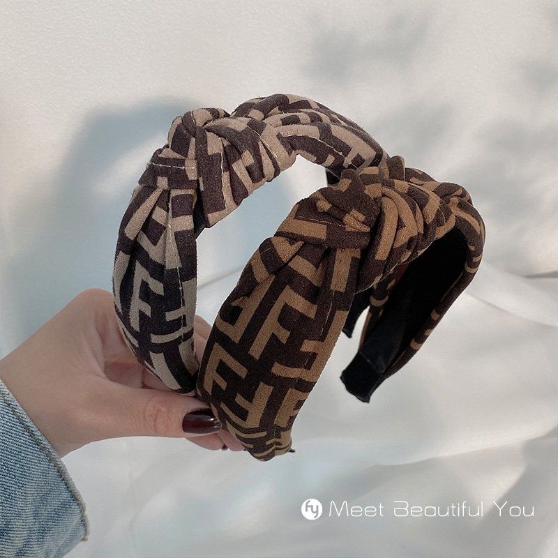 Korean big-name style hair hoop for women, versatile Internet celebrity head hoop, simple retro outing temperament, wide-brimmed fashionable hairpin hair accessory