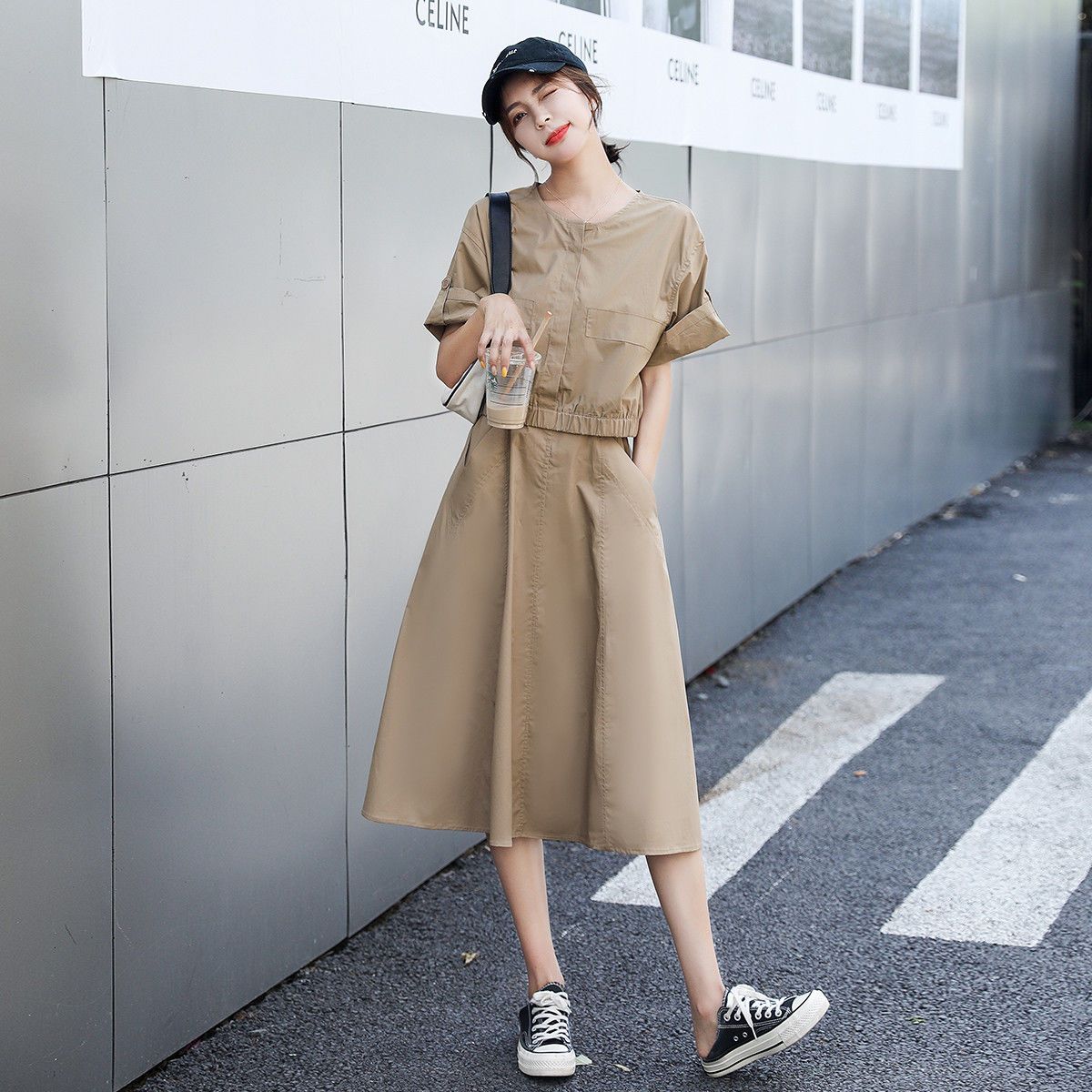 165857-TERRE BLEUE套装女2022夏季新款时尚圆领翻边袖修身裙女士两件套-详情图