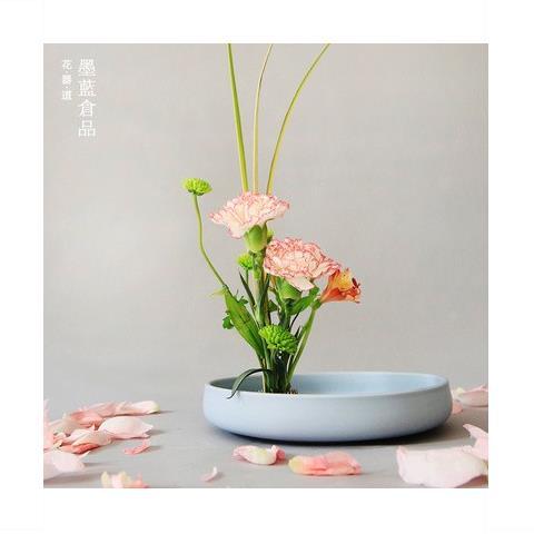 花器花盆陶瓷圆形浅盘淡蓝色日式插花清新立花小原流送剑山