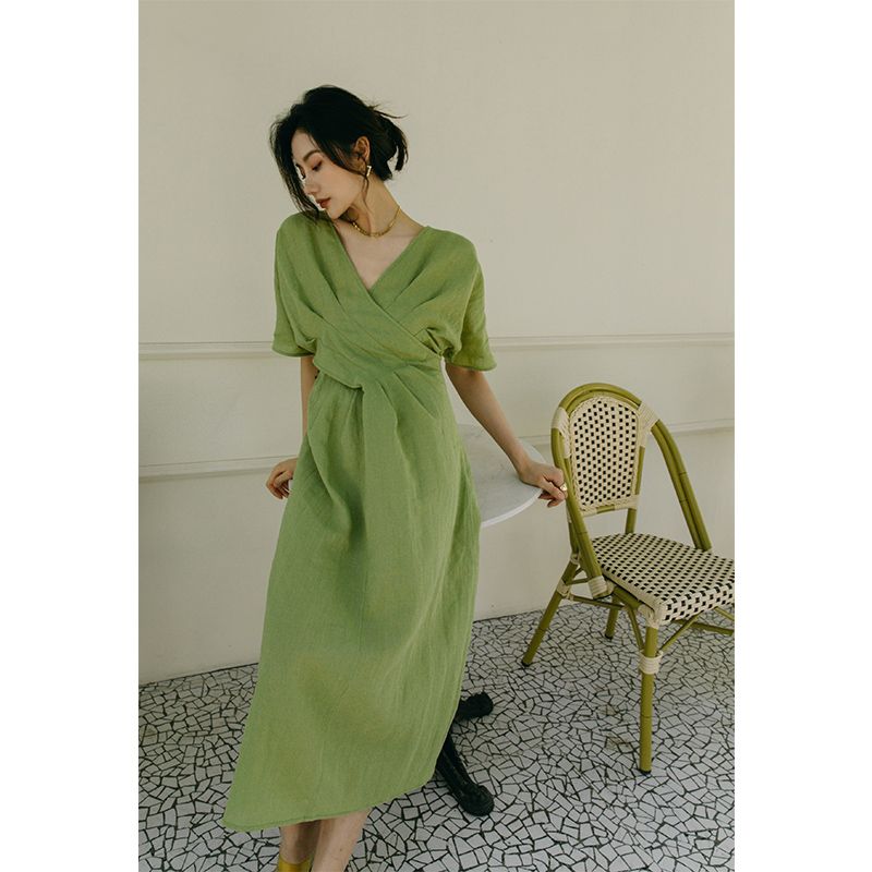 French tea break long skirt design sense niche skirt summer 2023 new fashion age-reducing green puff sleeve dress