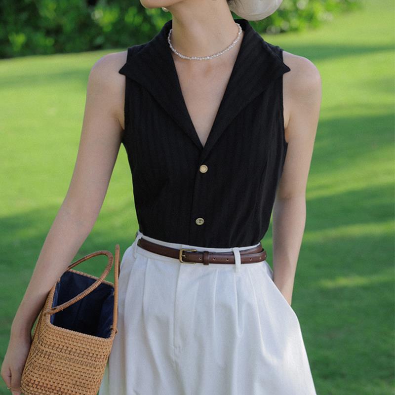 Sleeveless shoulder white shirt female retro Hong Kong style summer thin section design sense niche vest vest outerwear top