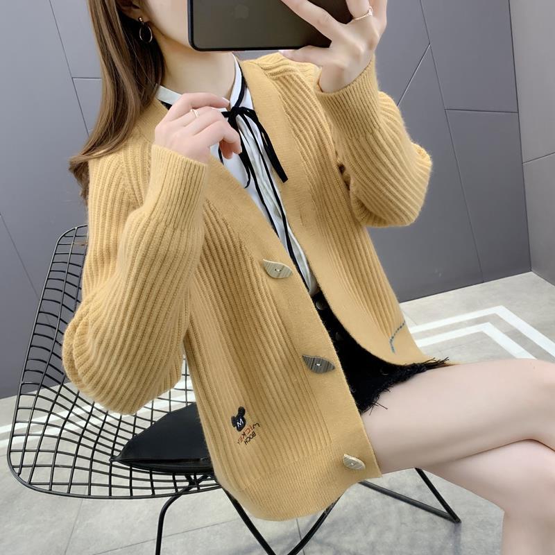 小个子短款毛衣外套女2021春秋季长袖刺绣米奇针织衫开衫上衣爆款