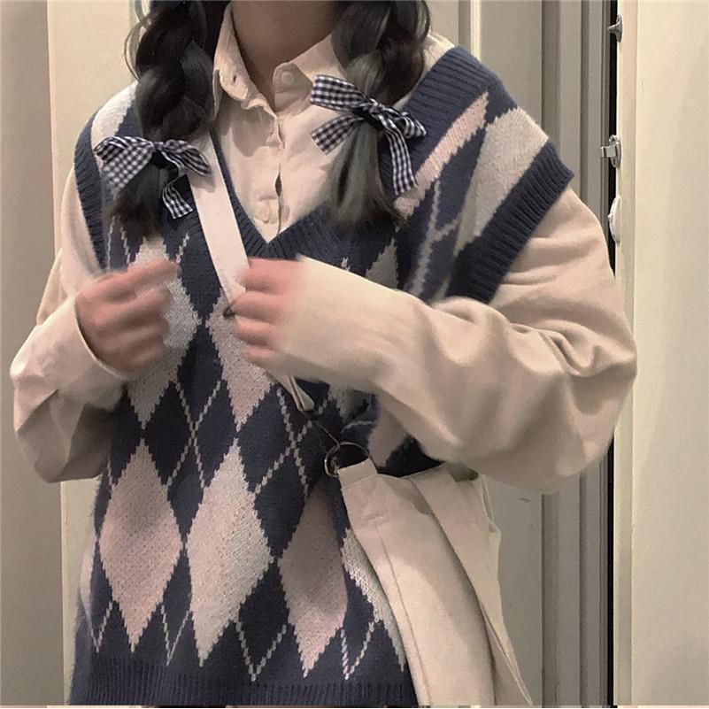 Korean version of Hong Kong style fashion v-neck diamond vest vest female students autumn and winter new all-match slim sweater sweater
