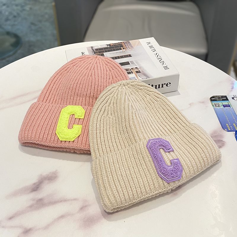 Stickad beanie mössa för barn och par höst och vinter_voghion.com