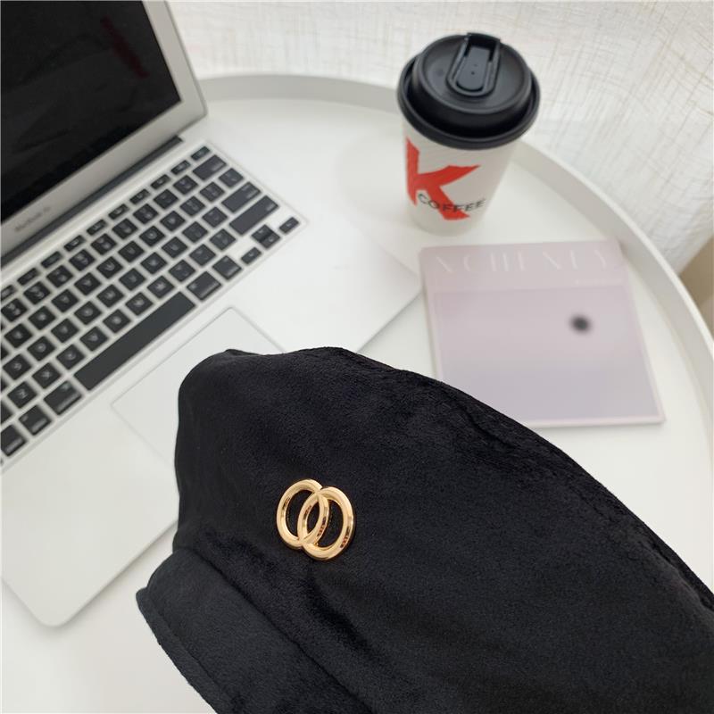 Berretto nero dolce e fresco di alta qualità per l'industria pesante, cappello da pittore vintage elegante con sommità piatta in velluto di inizio autunno_voghion.com