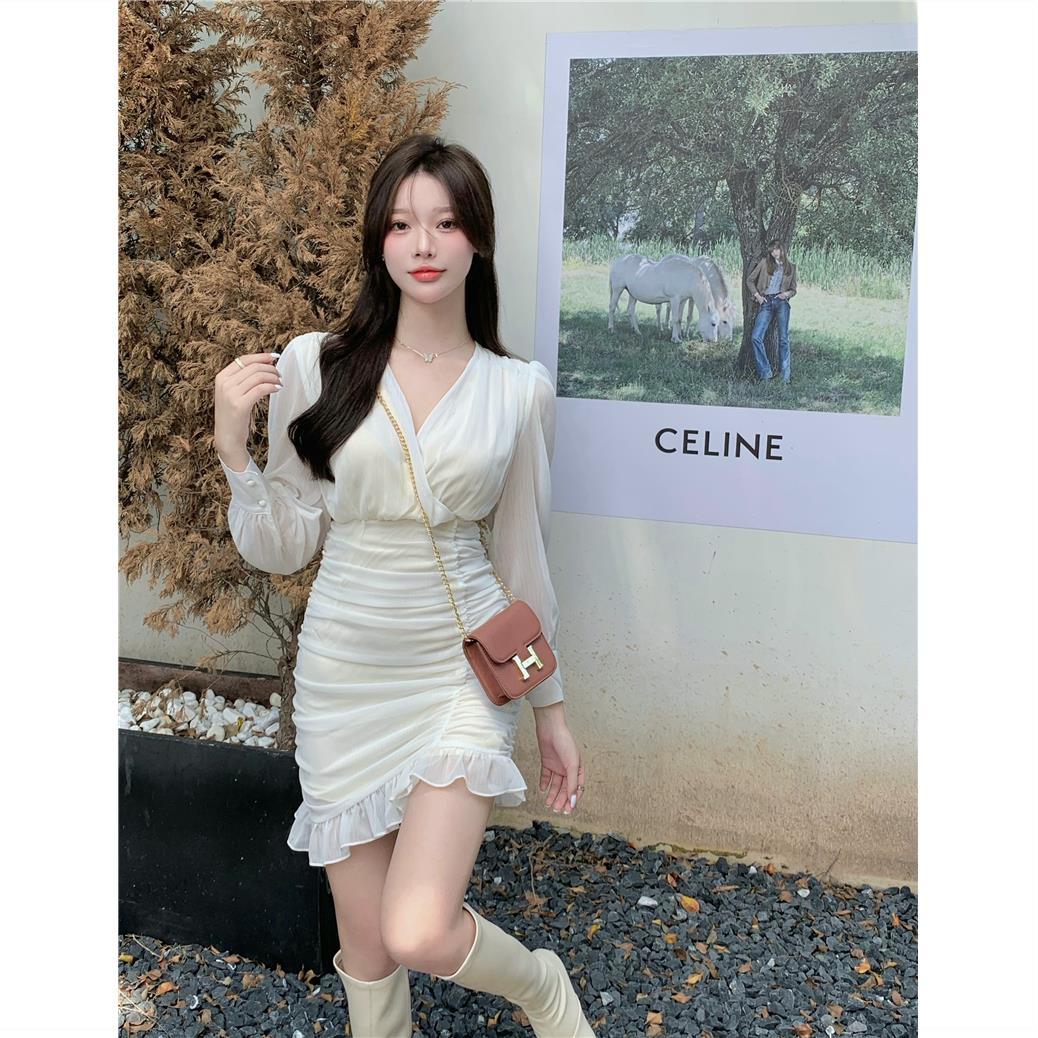 V-neck chiffon slim hip-hugging dress women's ruffled mesh pleated skirt autumn 2021 new skirt