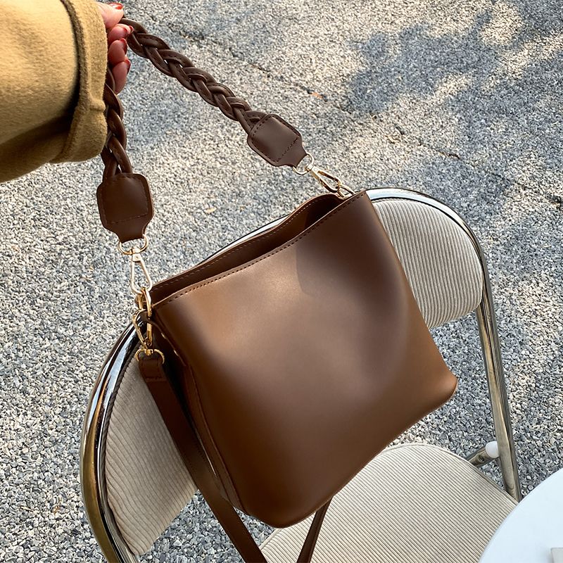 Borsa a secchiello da spalla retrò versatile, piccola e alla moda, da donna, 2025_voghion.com