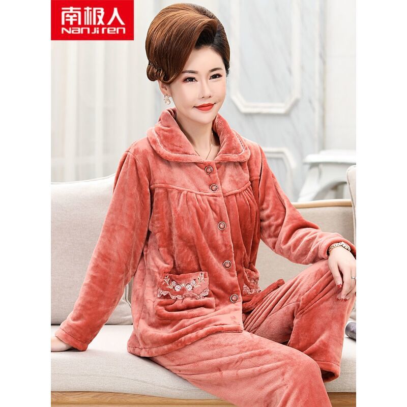 Coral fleece pajamas women's autumn and winter thickened warm large size 200 catties fat mm flannel middle-aged mother home service