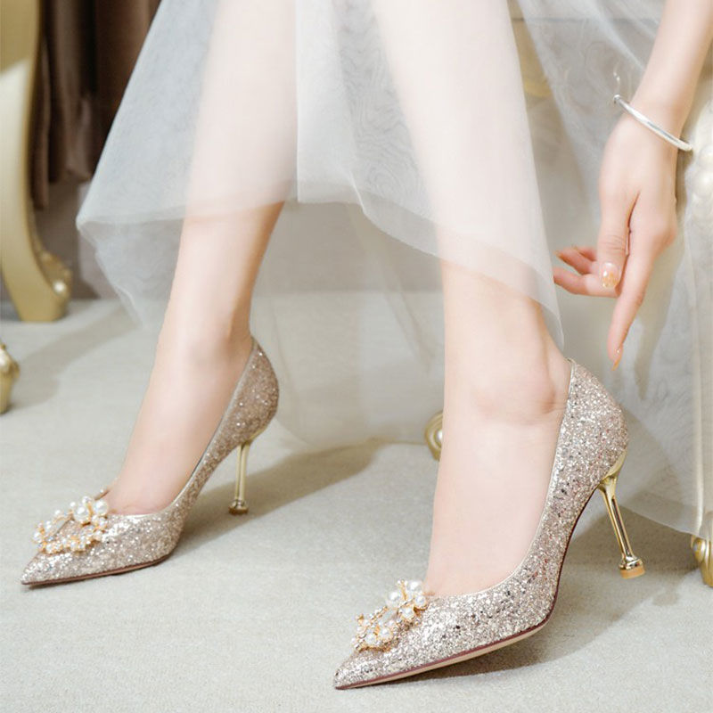 婚鞋春季女鞋新款韩版新娘鞋子不累脚法式水晶高跟鞋秀禾婚纱两穿