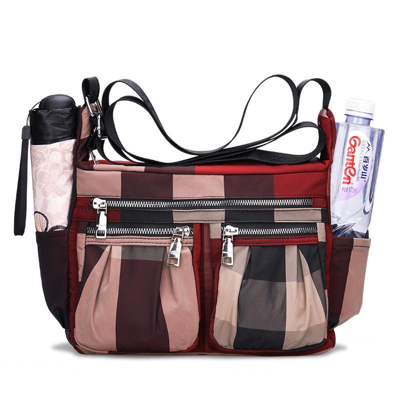 Lightweight mother crossbody bag for women, fashionable new style, casual middle-aged large-capacity cross-bag waterproof nylon cloth shoulder bag for women