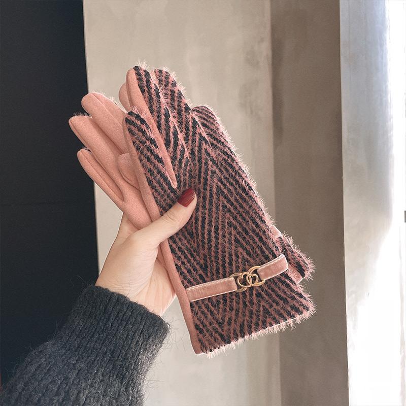 The Temperature of Two Hearts~Warm Gloves for Women in Autumn and Winter Fashionable Velvet Riding to Prevent Cold_voghion.com