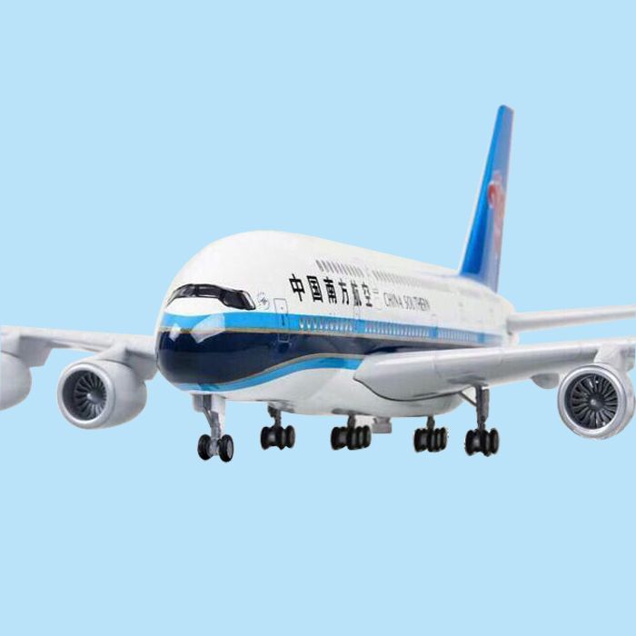 中国南方航空46cm带灯带轮南航a380led声控发光客机仿真飞机模型