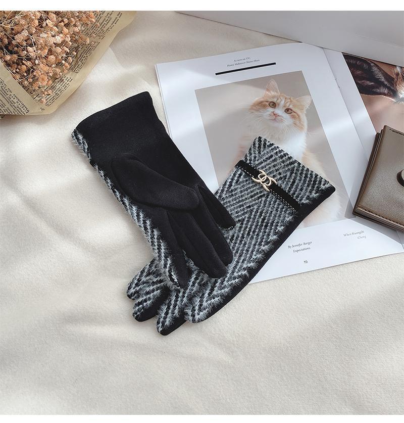 The Temperature of Two Hearts~Warm Gloves for Women in Autumn and Winter Fashionable Velvet Riding to Prevent Cold_voghion.com