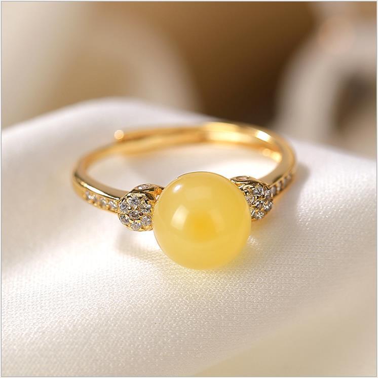 天然蜜蜡圆珠戒指S925纯银包金镶钻黄琥珀珠开口指环女款轻奢银饰