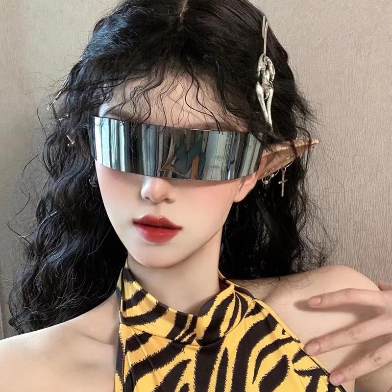 Futuristic cyberpunk glasses bar disco party annual meeting funny conjoined sunglasses men and women personality sunglasses