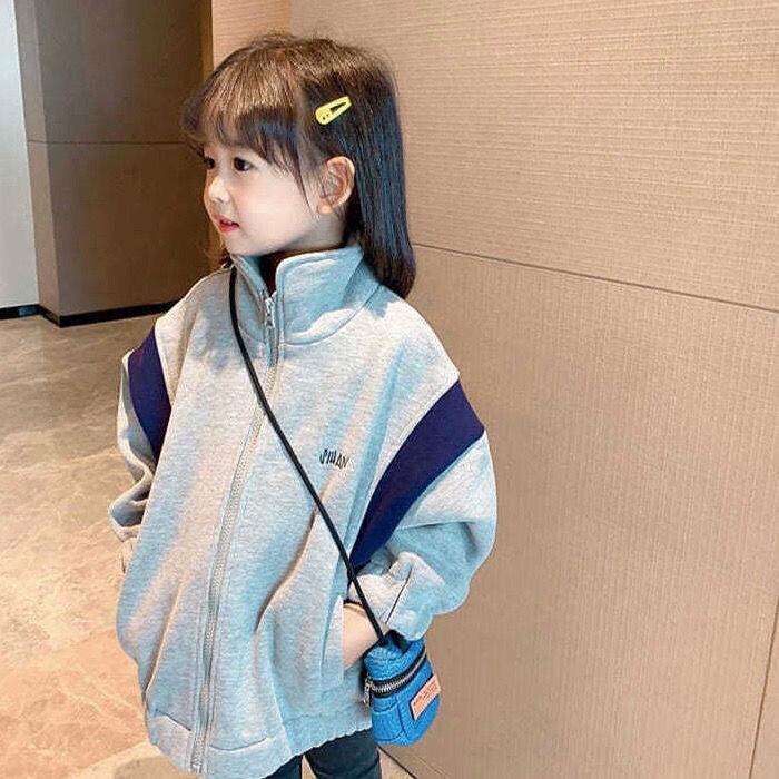 Autumn and winter Korean version girls' sweater children's foreign style children's baby loose thickening and velvet girl coat top