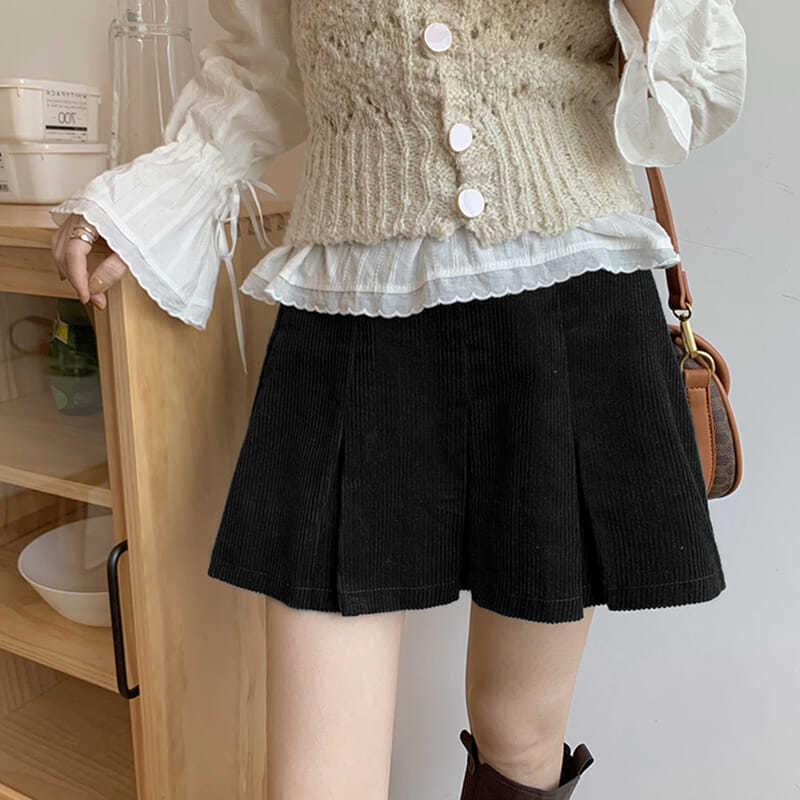 Pregnant women's skirts autumn and winter 2023 new outer wear belly pleated skirts all-match corduroy pregnant women short skirt trendy