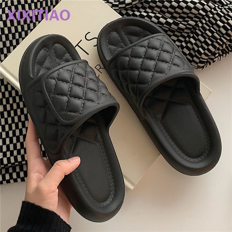 Thin strip couple rhombic sandals and slippers summer net red fashion men and women home eva stepping on shit feeling non-slip bathroom slippers