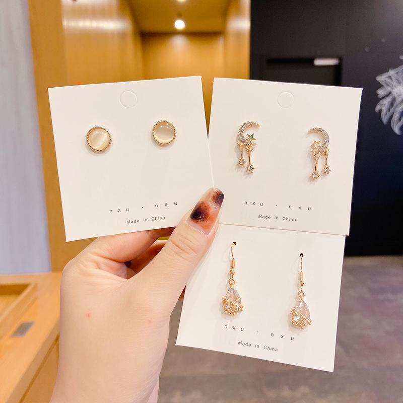 High-end temperament earrings women's earrings 2020 new trendy autumn and winter long style explosive earrings niche earrings 2021