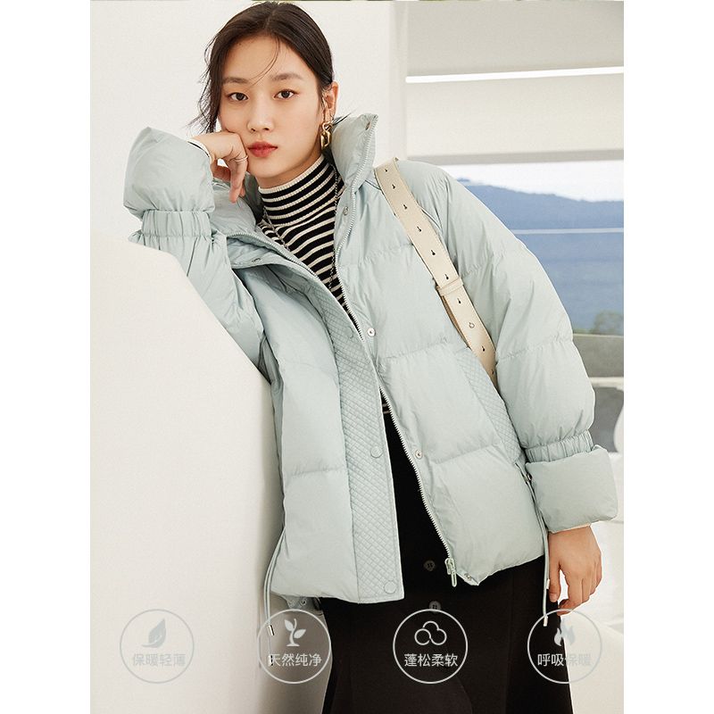 特卖羽绒服女短款小个子衣香丽影2021年冬装新款设计感小众面包