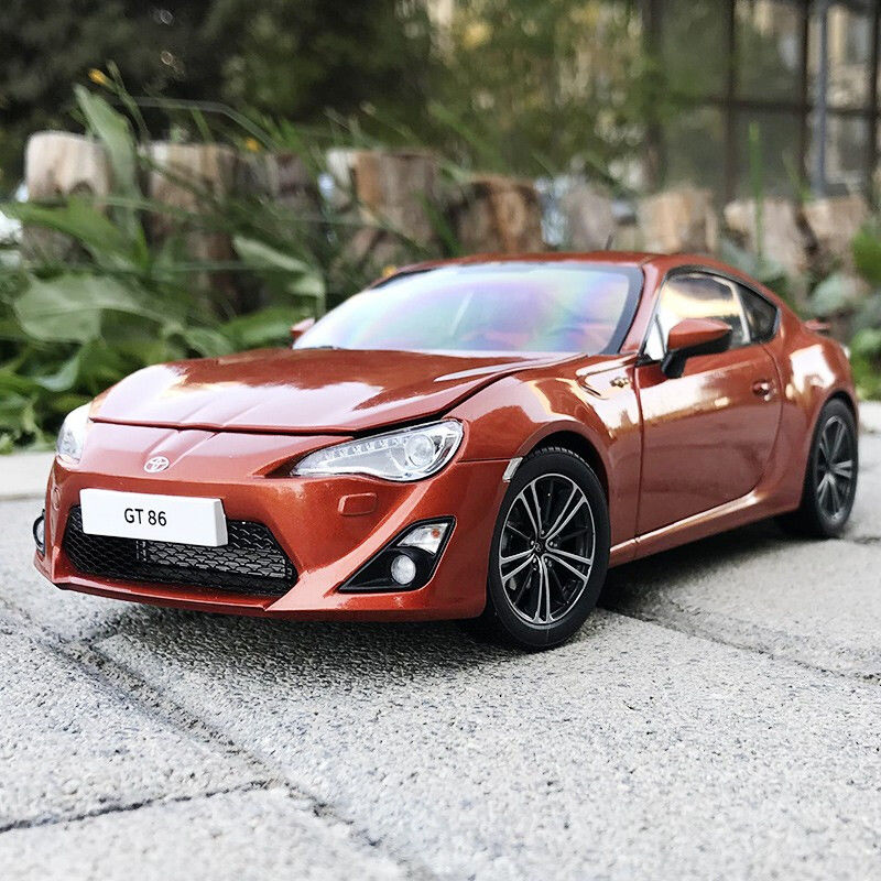 特价世纪龙代工原厂  1:18 一汽 丰田86 gt86 跑车合金 汽车模型