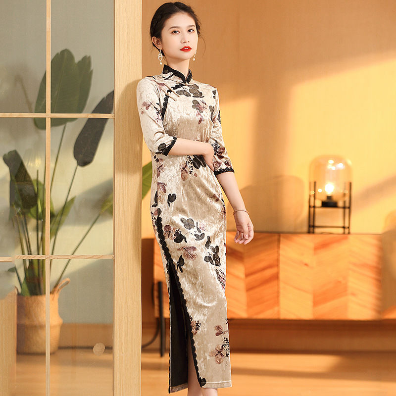 丝绒印蝴蝶旗袍七分袖修身复古传统旗袍连衣裙2022春夏新国风女装