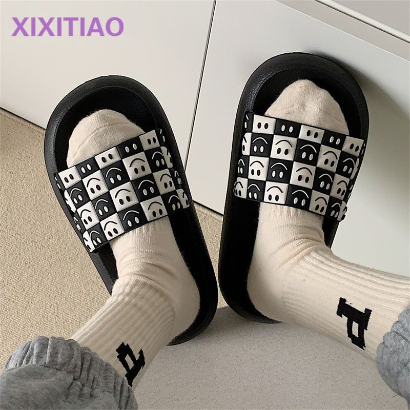 Thin strips, stepping on shit, big thick-soled slippers, women's summer wear, Korean version, student checkerboard, non-slip sandals, men's ins tide