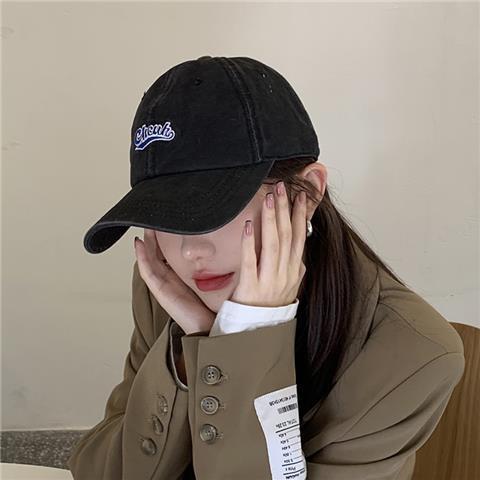 Korean version of the peaked cap women's spring and summer models show the face small sunshade sunscreen baseball cap Japanese all-match hat ins trendy brand men