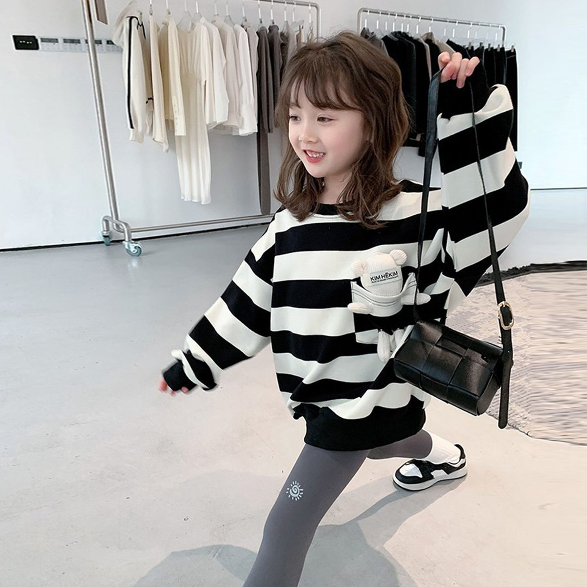 Girls' Korean sweater  spring new children's foreign style striped long sleeved baby spring loose Pullover Top