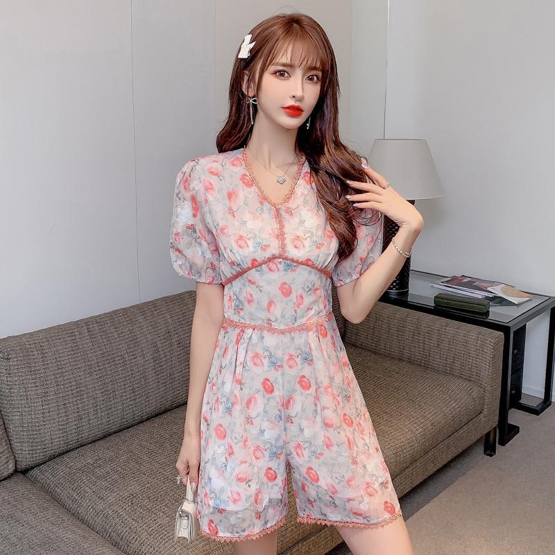Summer new French style small jumpsuit women's clothing small fragrance temperament floral chiffon one-piece one-piece shorts skirt