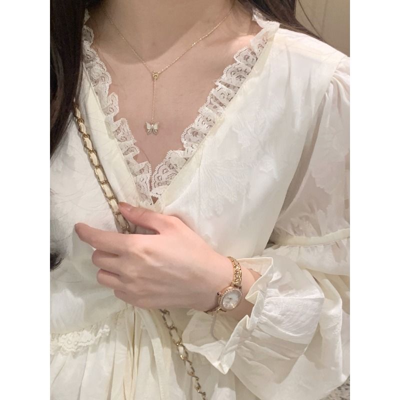 French style dress for women in early spring, palace style, V-neck, long-sleeved, temperament, waist-cinching fairy skirt, bottoming, inner long skirt