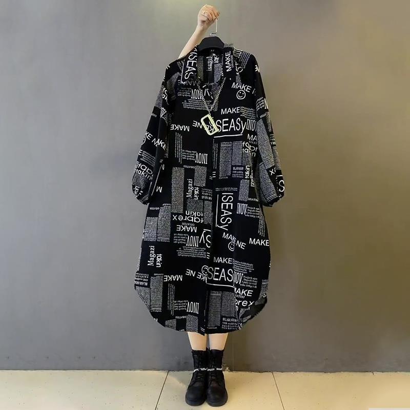 胖妹妹2023春季新款大碼女裝字母襯衫連衣裙休閒寬鬆顯瘦開衫長裙