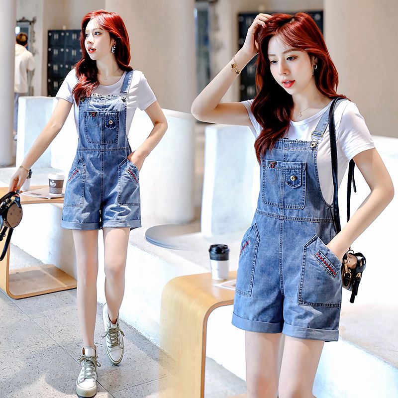 Denim suspender shorts women's summer 2022 new Korean loose foreign style age reducing thin suspender pants two piece set