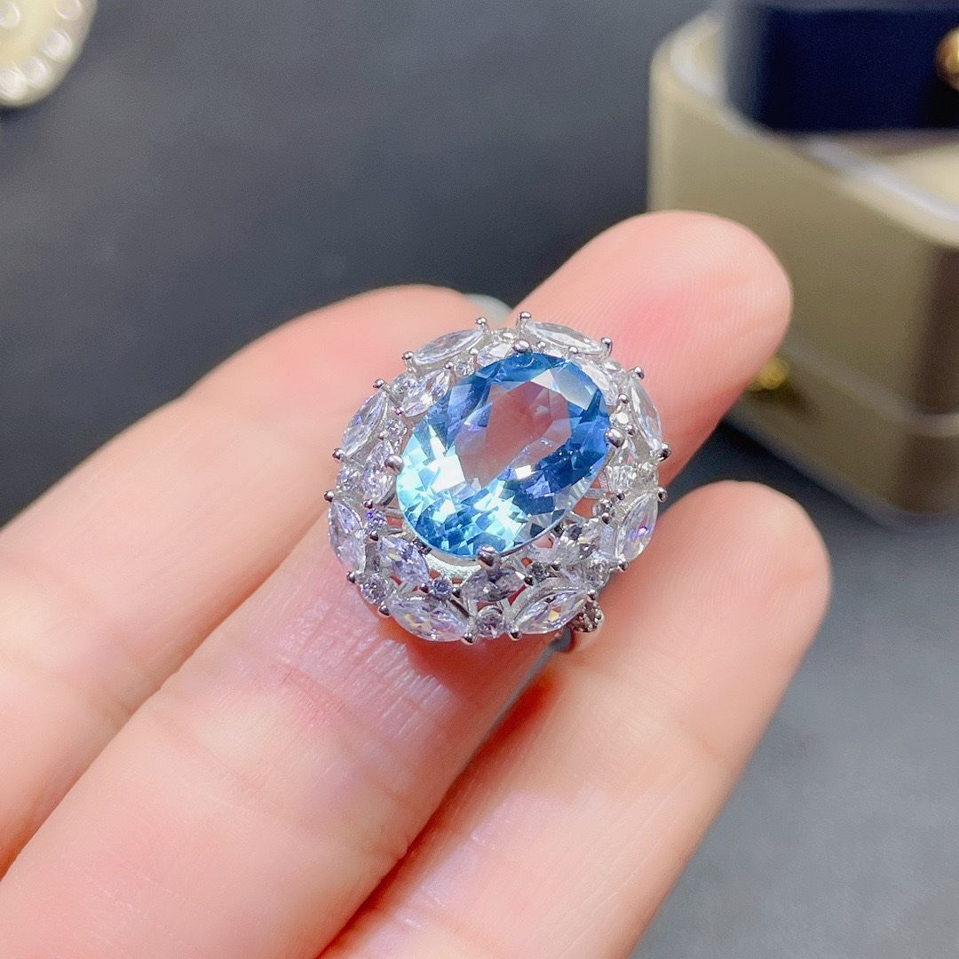 Luxury Swiss Blue Topaz Ring With High-carbon Diamonds For Women_voghion.com