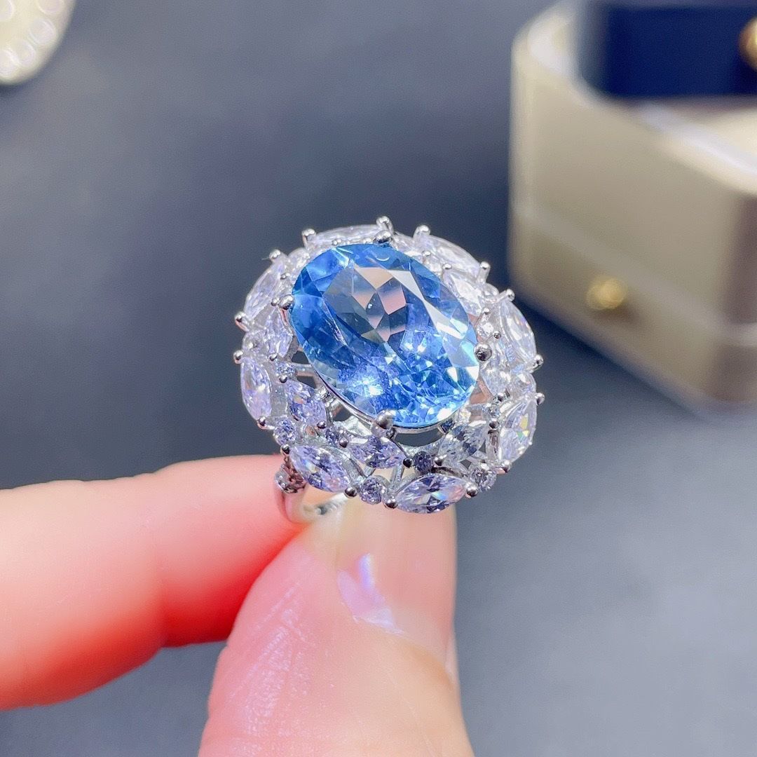 Luxury Swiss Blue Topaz Ring With High-carbon Diamonds For Women_voghion.com