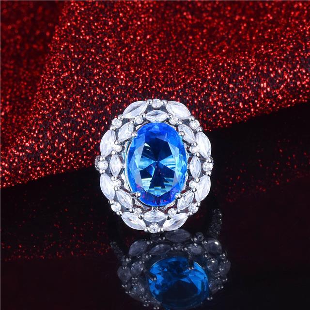 Luxury Swiss Blue Topaz Ring With High-carbon Diamonds For Women_voghion.com