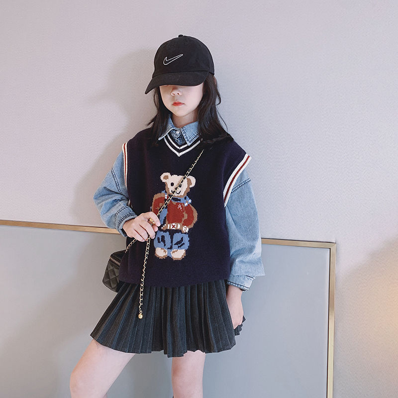 Girls' denim shirt 2023 spring new style middle and big children's foreign style loose all-match coat children's long-sleeved top trendy