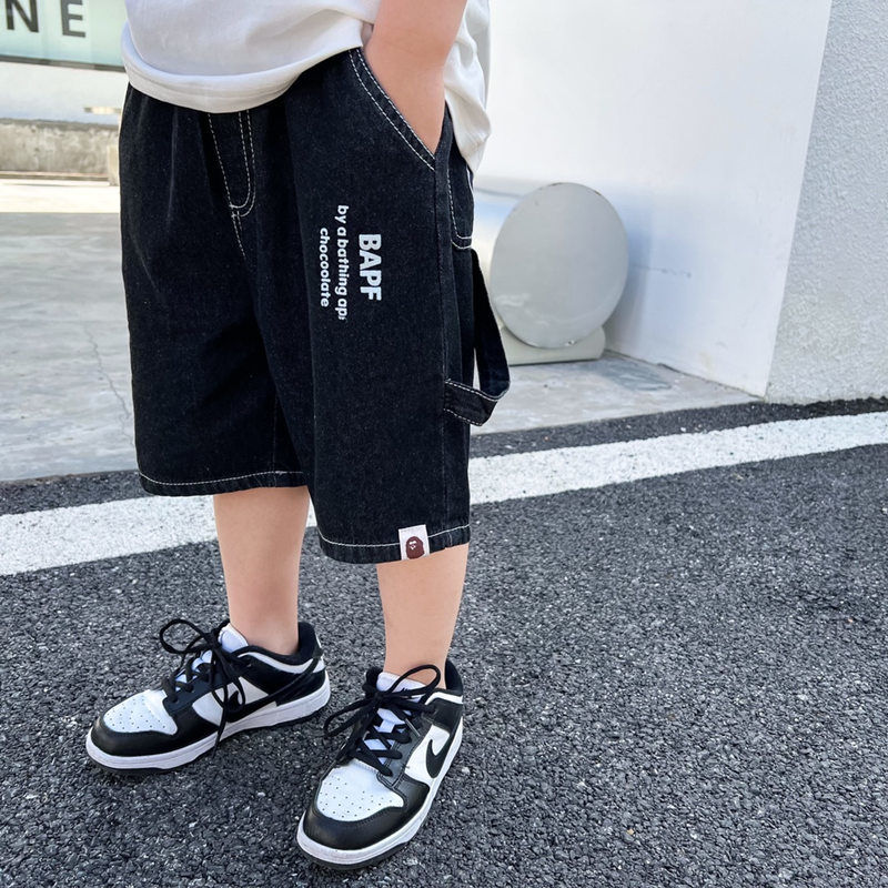 Boys' denim shorts 2022 summer new baby fashion brand middle pants children's loose casual Capris trendy