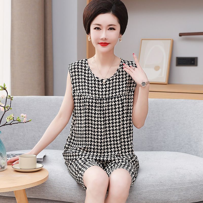 Summer new women's pure cotton pajamas cotton silk home service round neck pullover sleeveless vest shorts casual middle-aged mother